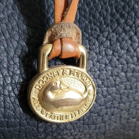 Dooney & Bourke Vintage Black Pebbled Leather Crossbody Purse + Cosmetic Bag - Picture 9 of 11